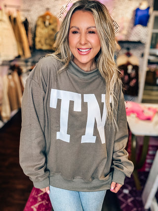 ‘TENNESSEE & TN' Reversible Mock Neck Floral Print Sweatshirt-Olive