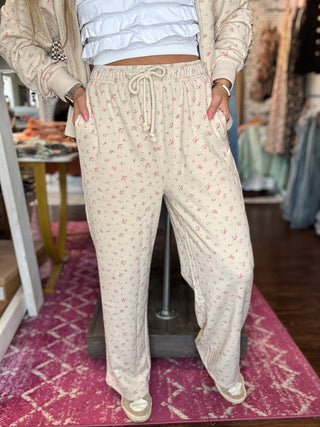 Daisy Dreams Zip-Up Lounge Set - Cream