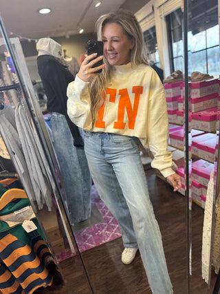 ‘TENNESSEE & TN' Reversible Mock Neck Floral Print Sweatshirt-Cream